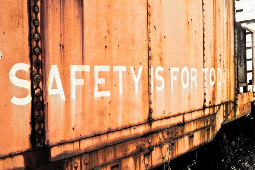 Promasafe beveiligingssysteem voor machineveiligheid met afschermingen en noodstopsystemen voor bescherming van werknemers